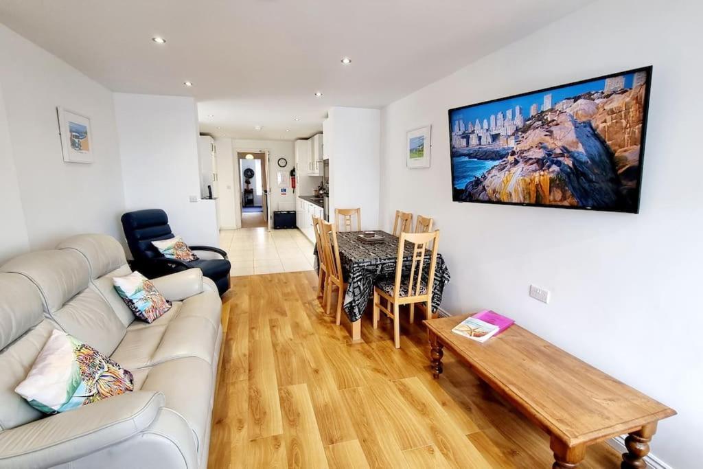 Causeway97 Townhouse